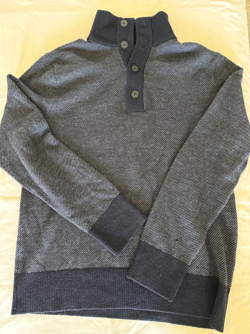 Banana Republic Men’s 100 Percent Merino Wool Navy/Grey Button Neck Sweater, L
